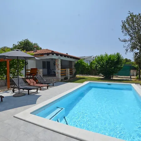 Eta With Pool