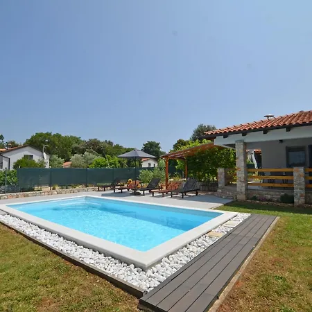Eta With Pool