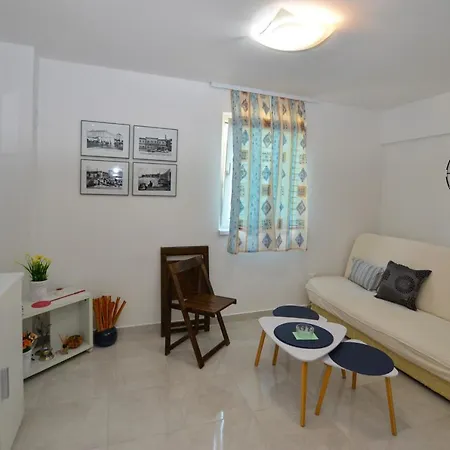 Eta With Pool Holiday home Rovinj