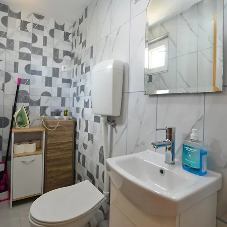 Holiday home Eta With Pool Rovinj