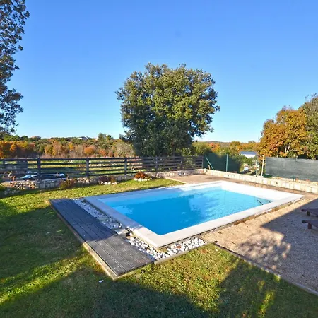 Eta With Pool *